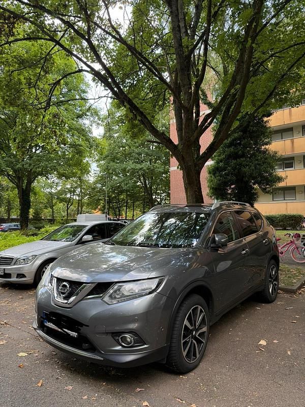 Silber Gebraucht 2017 Nissan X-Trail SUV | 13.800 € (Guter Preis) - Bild 1/4