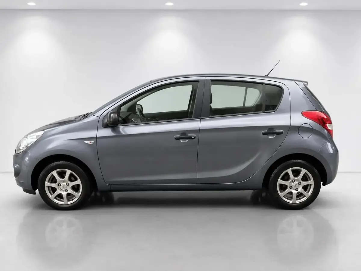 Gebraucht Hyundai i20 78 PS (57 kW) 2009 Grau Kleinwagen