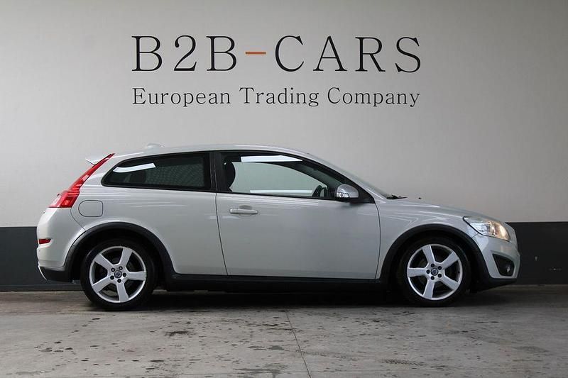 Gebraucht Volvo C30 R-Design 114 PS (83 kW) 2012 Silber Kleinwagen