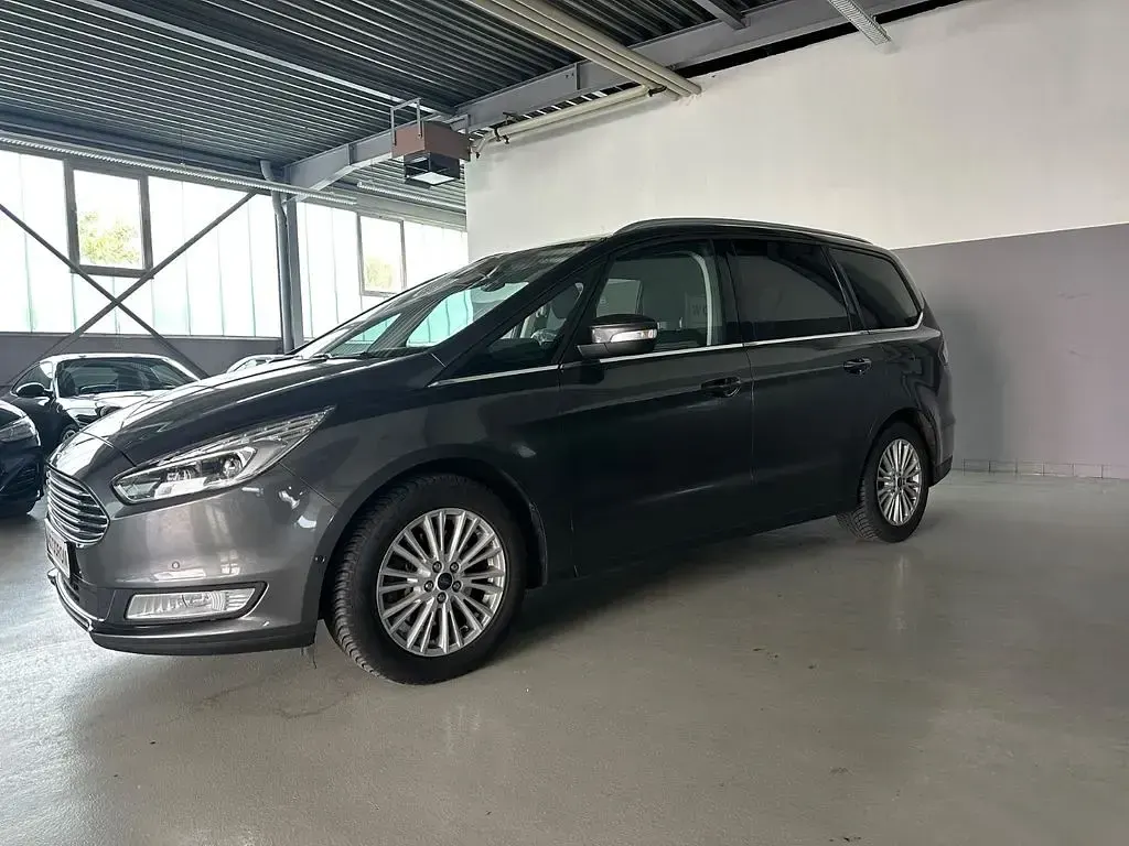 Second-hand Ford Galaxy Titanium 150 CP (110 kW) 2017 Gri Monovolum