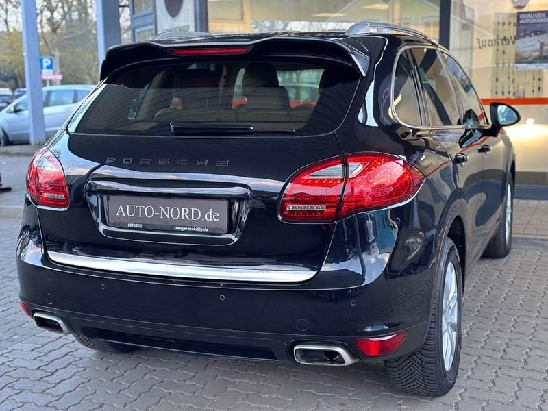 Gebraucht Porsche Cayenne 239 PS (175 kW) 2010 Schwarz SUV