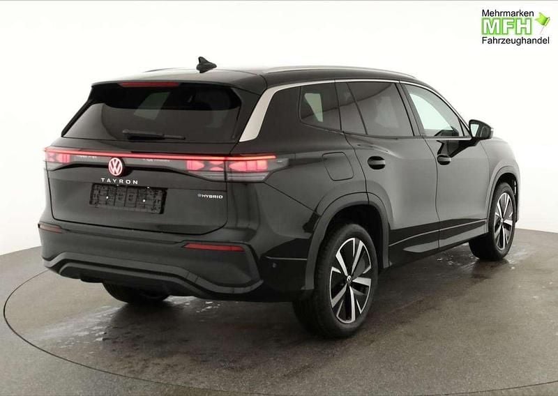 Neu VW Tayron Life 204 PS (150 kW) 2025 Grenadillschwarz meta... SUV