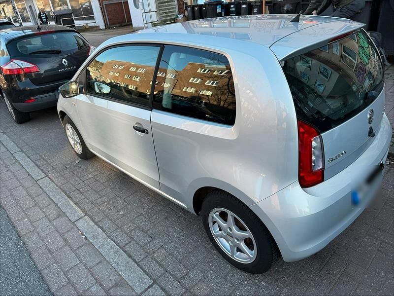 Gebraucht Skoda Citigo 60 PS (44 kW) 2012 Silber Kleinwagen