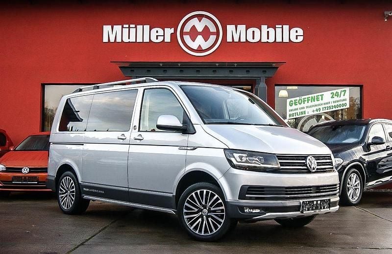 Reflexsilber/grau Gebraucht 2019 VW Multivan PanAmericana Van | 43.900 € (Etwas zu teuer) - Bild 1/4