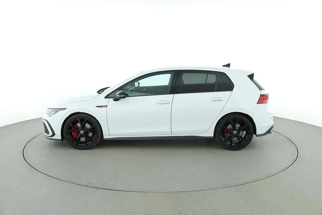 Gebraucht VW Golf VIII GTI 245 PS (180 kW) 2022 Weiß Limousine