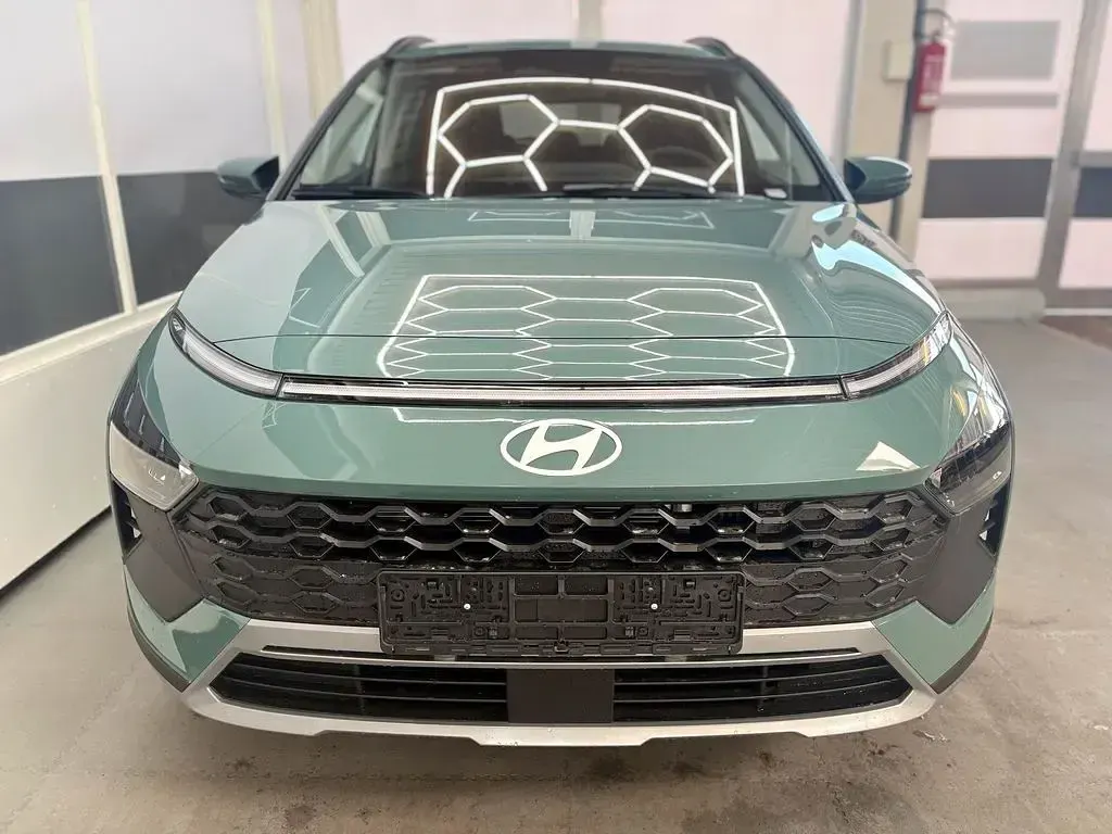 Neu Hyundai Bayon Style 90 PS (66 kW) 2026 Mangrove green mg2 SUV