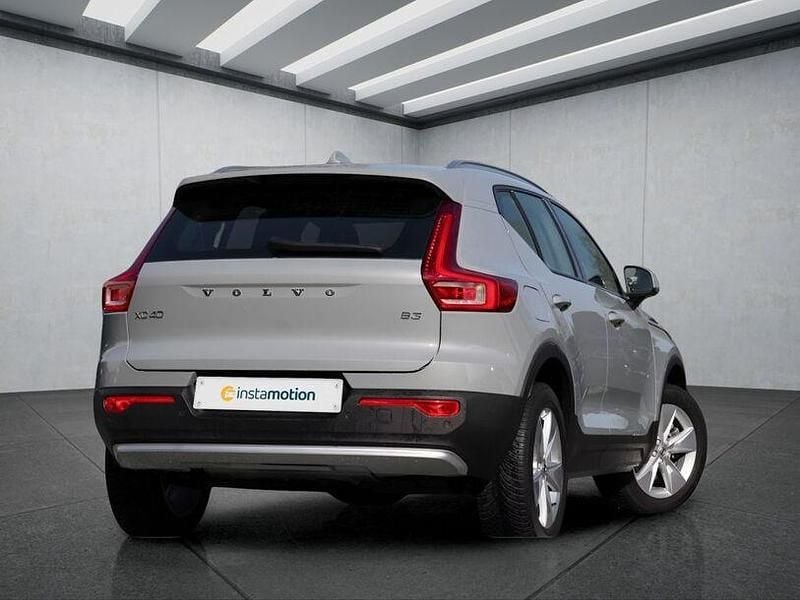 Second-hand Volvo XC40 Core 163 CP (119 kW) 2024 Gri SUV