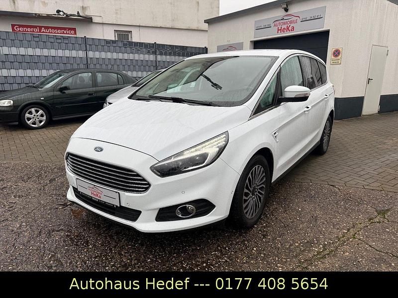 Gebraucht Ford S-MAX Titanium 190 PS (139 kW) 2018 Weiß Van / Kleinbus