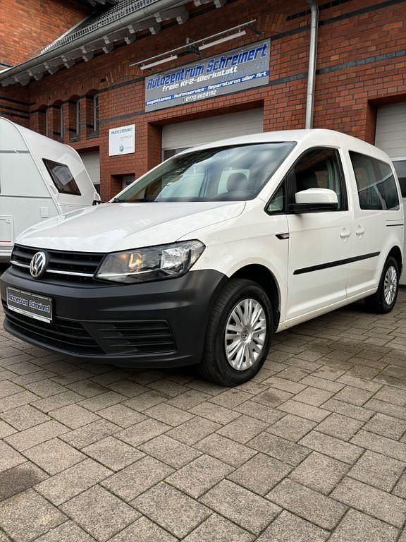 Weiß Gebraucht 2017 VW Caddy Van / Kleinbus | 9.800 € (Etwas zu teuer) - Bild 1/4
