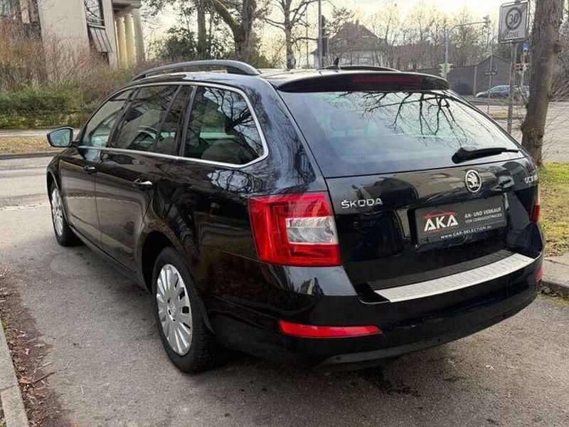 Gebraucht Skoda Octavia Elegance 105 PS (77 kW) 2015 Schwarz Kleinwagen