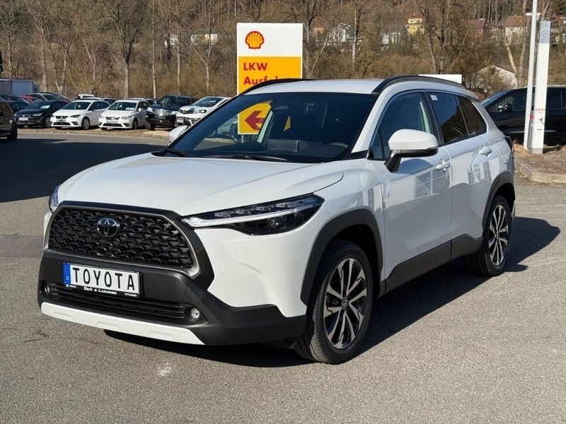 Platinum white Gebraucht 2025 Toyota Corolla Cross SUV | 40.990 € (Etwas zu teuer) - Bild 1/3