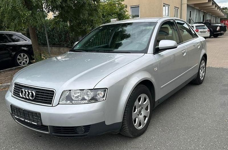 Silber Gebraucht 2001 Audi A4 Limousine | 1.499 € (Superpreis) - Bild 1/4