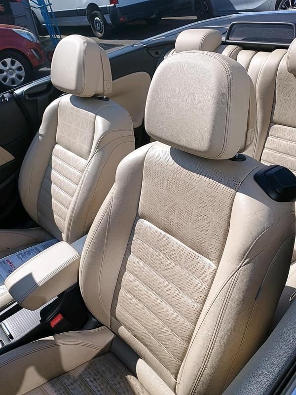 Gebraucht Opel Cascada 140 PS (102 kW) 2017 Schwarz Cabrio