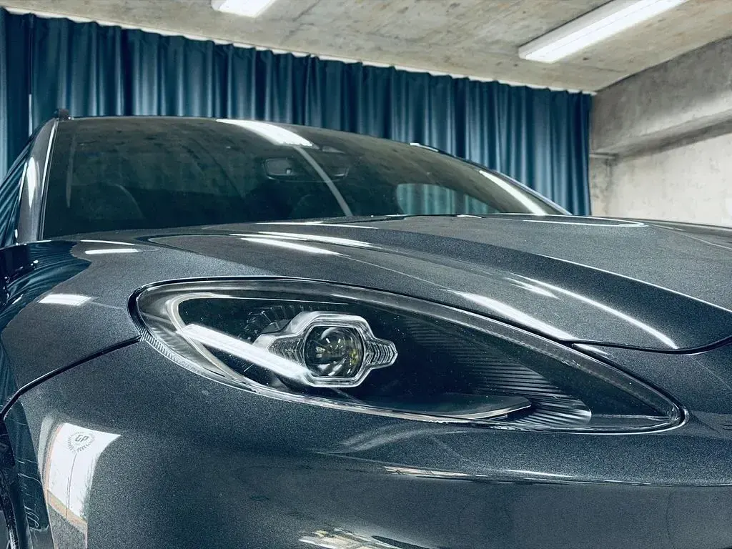 Gebraucht Aston Martin DBX 551 PS (405 kW) 2021 SUV