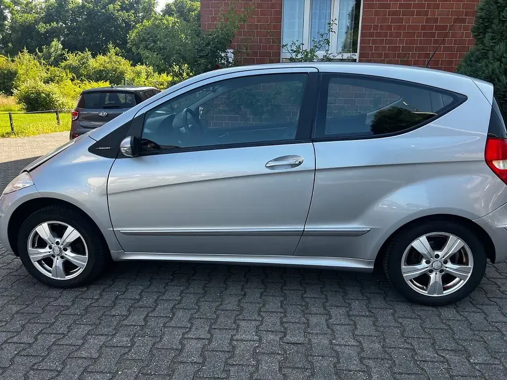 Gebraucht Mercedes A150 Elegance 95 PS (69 kW) 2005 Silber Limousine