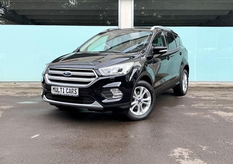 Gebraucht Ford Kuga Titanium 150 PS (110 kW) 2019 Schwarz SUV