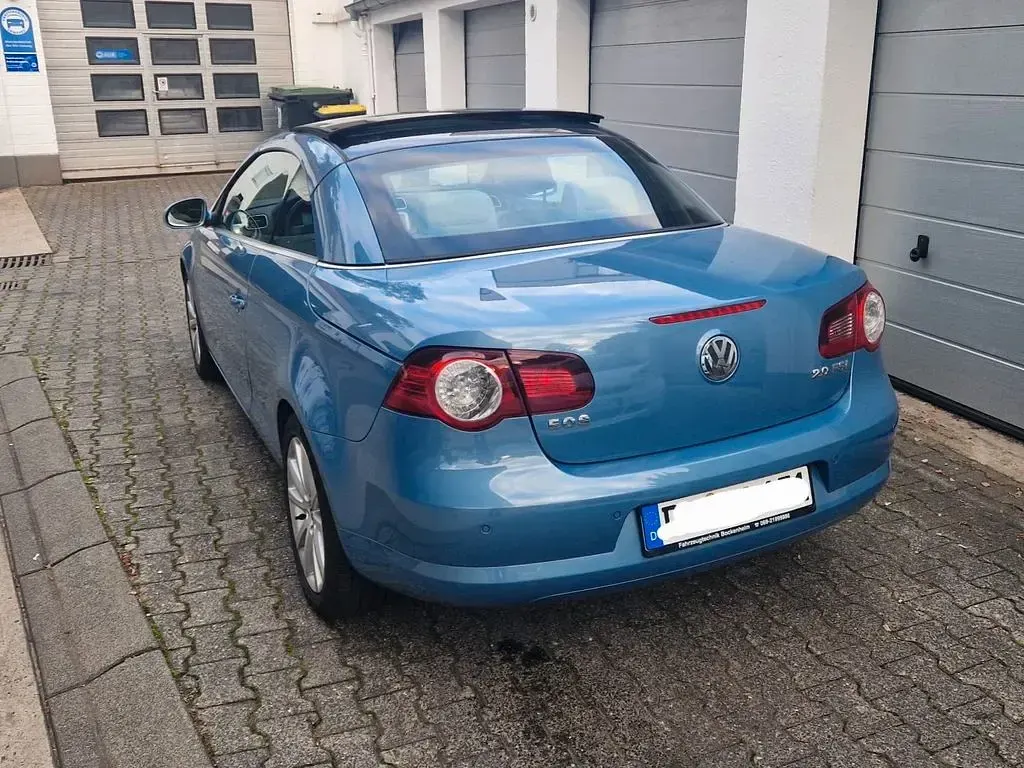Używany VW Eos 150 KM (110 kW) 2007 Niebieski Kabriolet