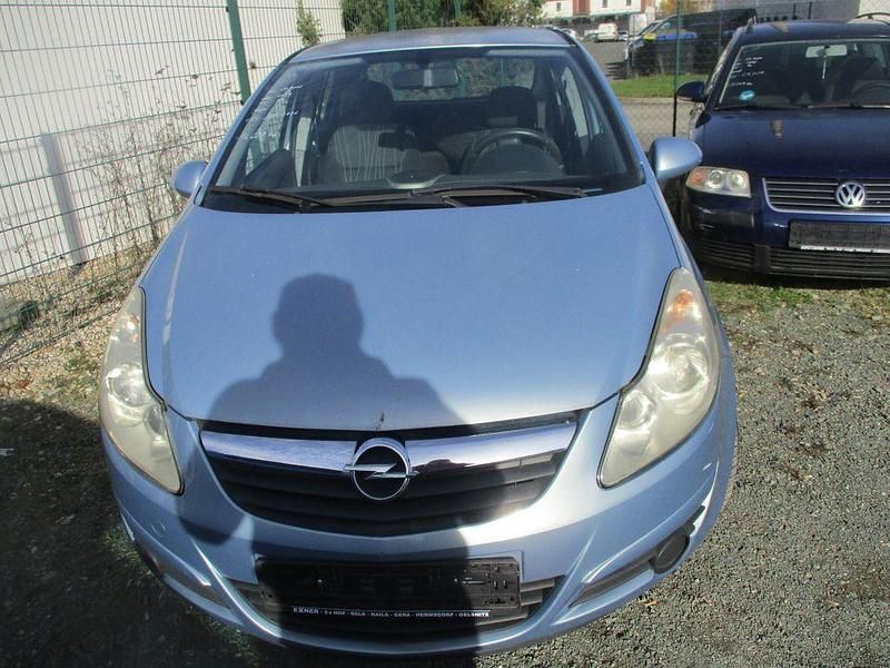Blau Gebraucht 2006 Opel Corsa Edition Limousine | 800 € (Superpreis) - Bild 1/4