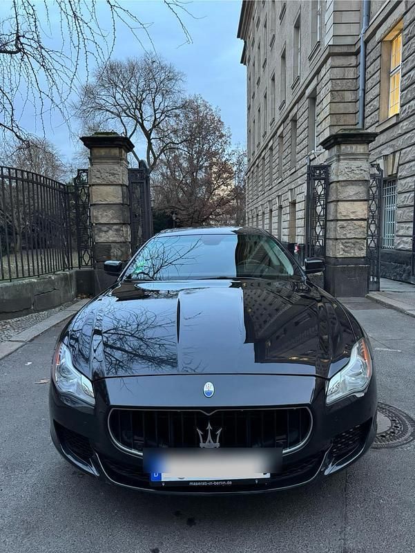 Schwarz Gebraucht 2014 Maserati Quattroporte Limousine | 26.100 € (Guter Preis) - Bild 1/4