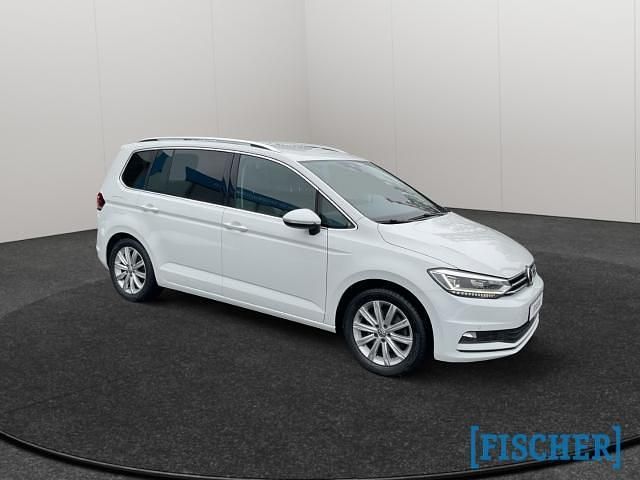 Gebraucht VW Touran Highline 150 PS (110 kW) 2018 Weiss Van / Kleinbus