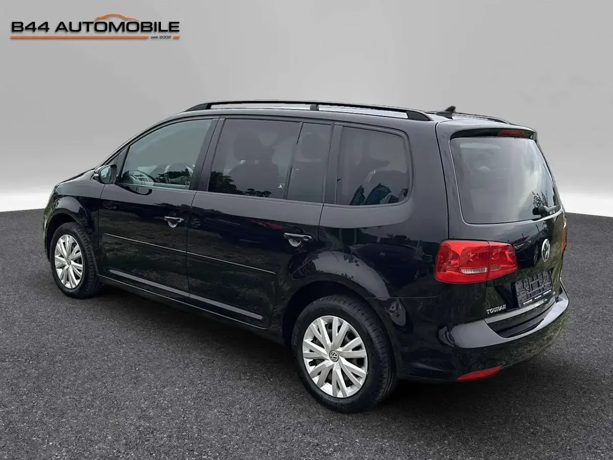Gebraucht VW Touran 105 PS (77 kW) 2011 Deep black perleffekt Van / Kleinbus