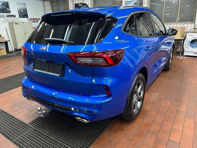 Gebraucht Ford Kuga ST-Line X 186 PS (136 kW) 2025 Blau SUV