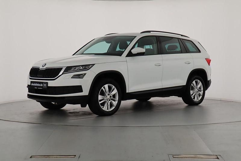 Pure weiss Gebraucht 2019 Skoda Kodiaq Ambition SUV | 28.489 € (Fairer Preis) - Bild 1/4