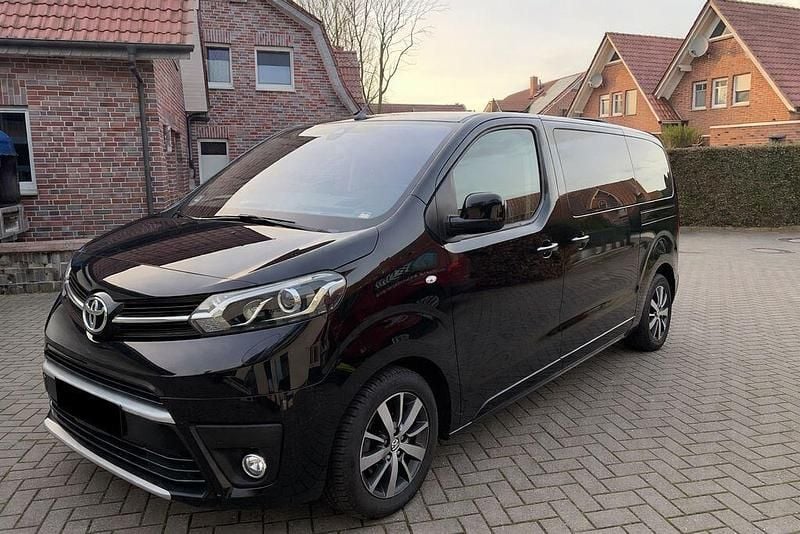 Gebraucht Toyota Proace 177 PS (130 kW) 2020 Schwarz Van / Kleinbus