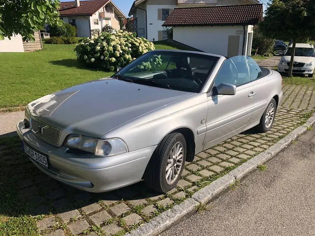 Gebraucht Volvo C70 163 PS (119 kW) 2001 Silber Cabrio