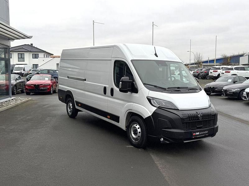 Weiß Gebraucht 2024 Peugeot Boxer Van | 23.420 € (Superpreis) - Bild 1/2