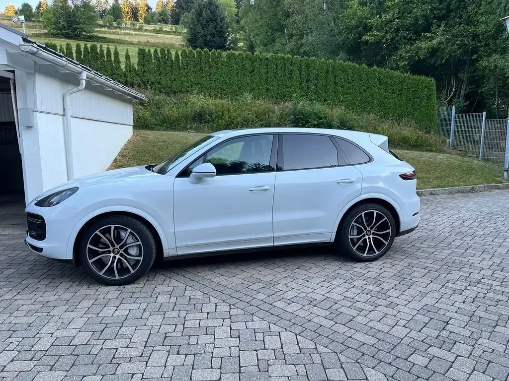 Gebraucht Porsche Cayenne Turbo 551 PS (405 kW) 2018 Weiß SUV