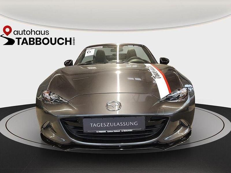 Grau Gebraucht 2024 Mazda MX5 Prime-Line Cabrio | 26.999 € (Superpreis) - Bild 1/4
