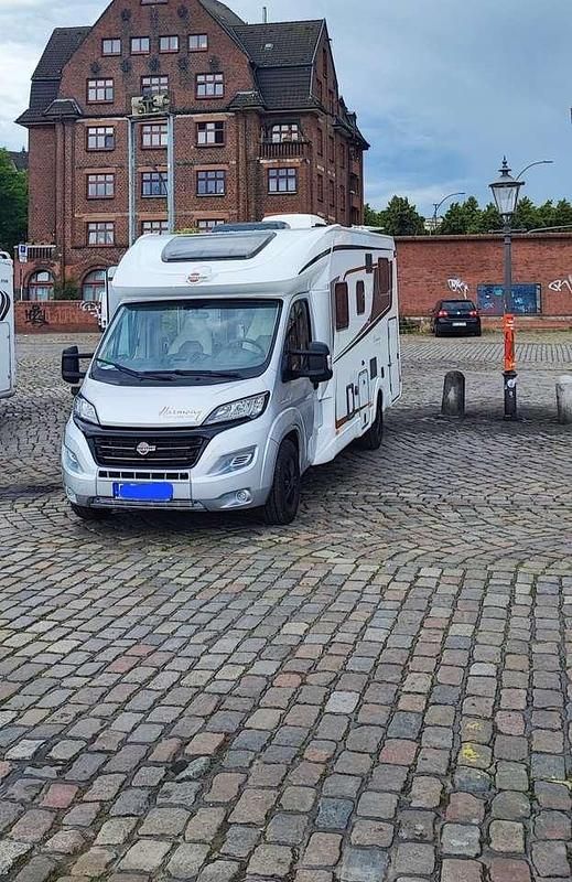 Weiß Gebraucht 2020 Fiat Ducato Van | 72.000 € - Bild 1/4