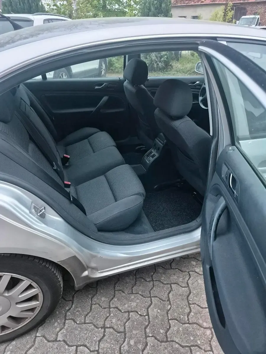 Brugt Skoda Superb 131 HK (96 kW) 2005 Sølv Sedan