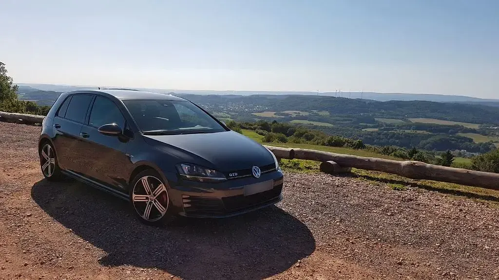 Second-hand VW Golf VII Comfortline 184 CP (135 kW) 2015 Gri Berlinǎ