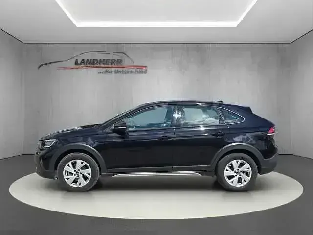 Gebraucht VW Taigo Life 116 PS (85 kW) 2024 Deep black perleffekt (metallic) SUV