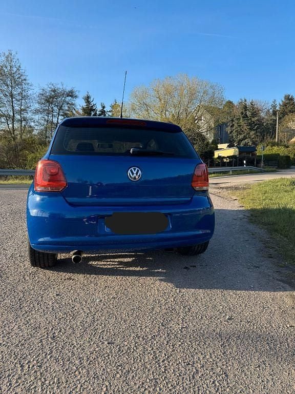Second-hand VW Polo 105 CP (77 kW) 2011 Albastru Hatchback