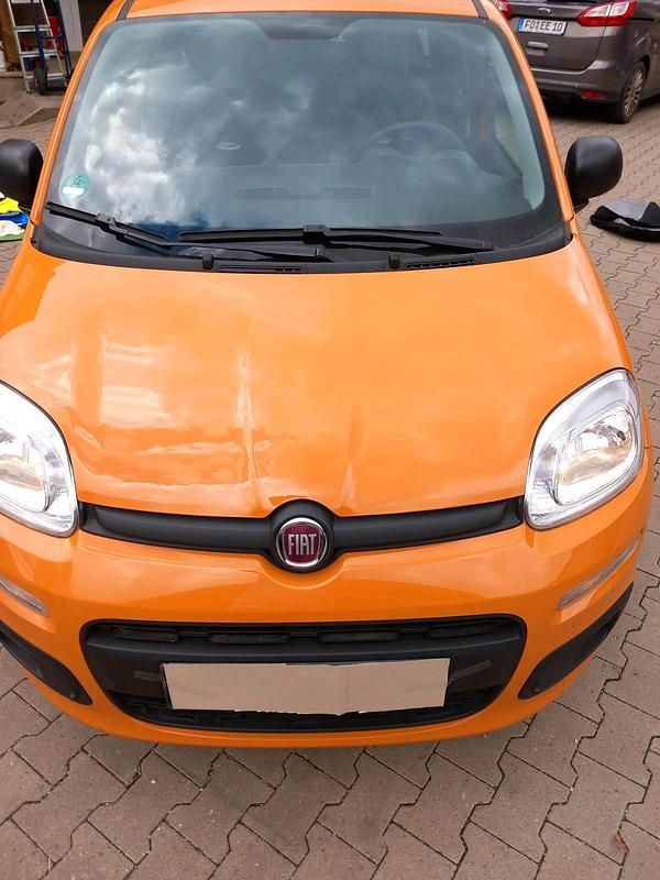 Orange Gebraucht 2017 Fiat Panda Kleinwagen | 8.850 € - Bild 1/4