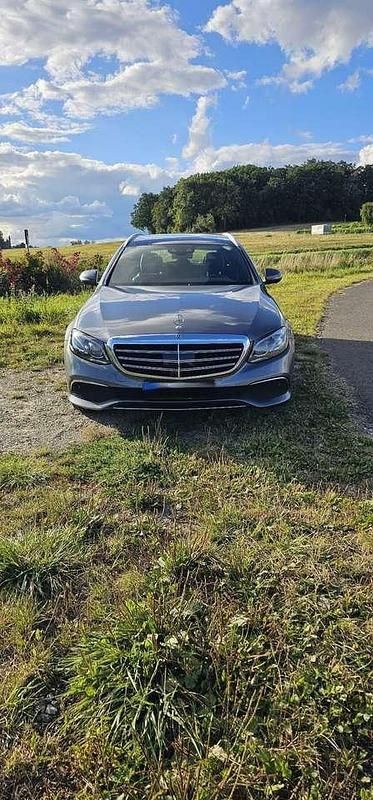 Gebraucht 2020 Mercedes E400 Exclusive Kombi | 41.000 € (Teuer) - Bild 1/4