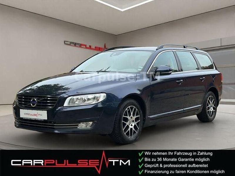 Blau Gebraucht 2014 Volvo V70 Momentum Kombi | 9.300 € (Fairer Preis) - Bild 1/4