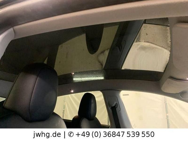 Gebraucht Tesla Model Y Long Range AWD 378 kW (514 PS) 2022 Weiß SUV