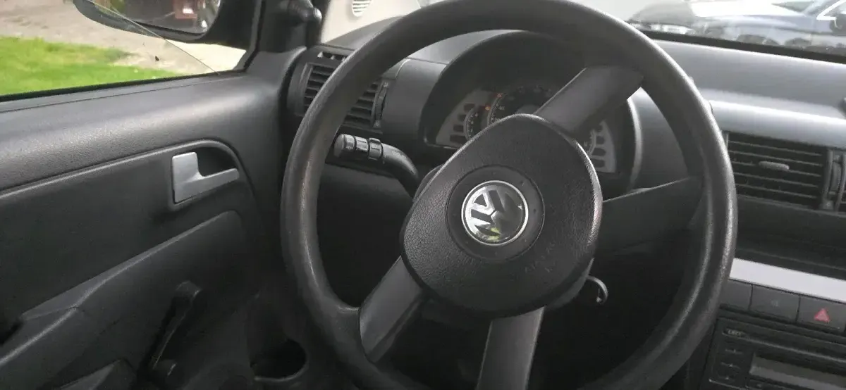 Gebraucht VW Fox 54 PS (39 kW) 2006 Schwarz Kleinwagen