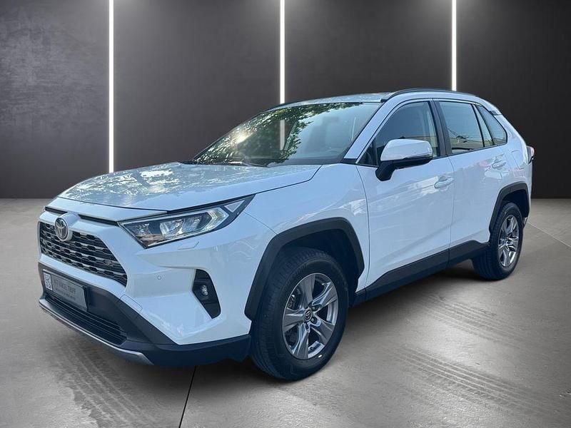 Weiß Gebraucht 2022 Toyota RAV4 Hybrid Business Edition SUV | 31.680 € (Superpreis) - Bild 1/4