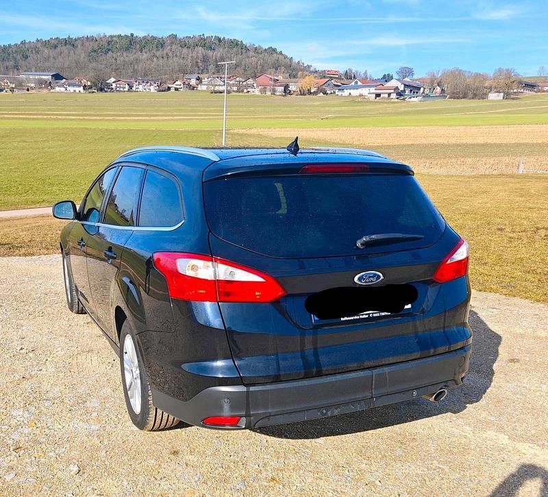 Gebraucht Ford Focus Titanium 150 PS (110 kW) 2014 Schwarz Kombi
