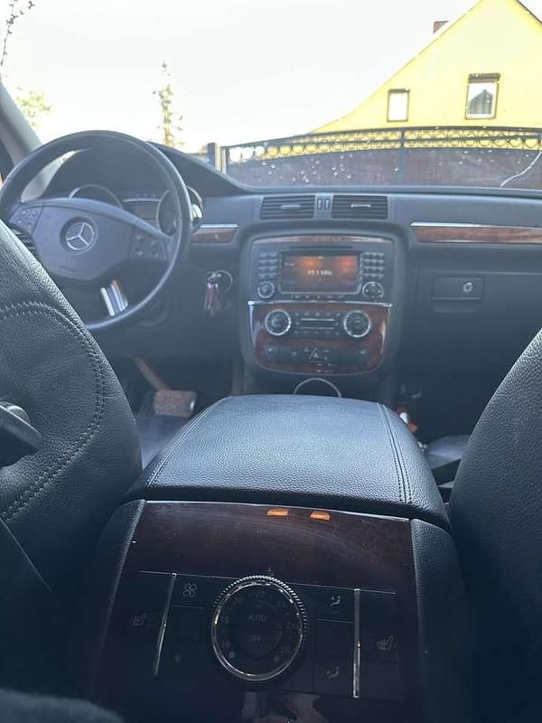 Gebraucht Mercedes R350 272 PS (200 kW) 2007 Van / Kleinbus