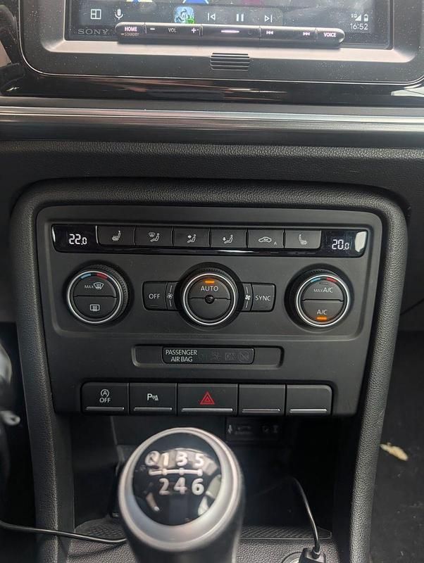 Gebraucht VW Beetle Allstar 105 PS (77 kW) 2016 Schwarz Kleinwagen