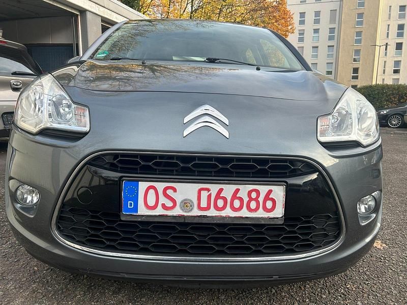 Gebraucht Citroën C3 73 PS (53 kW) 2011 Grau Limousine