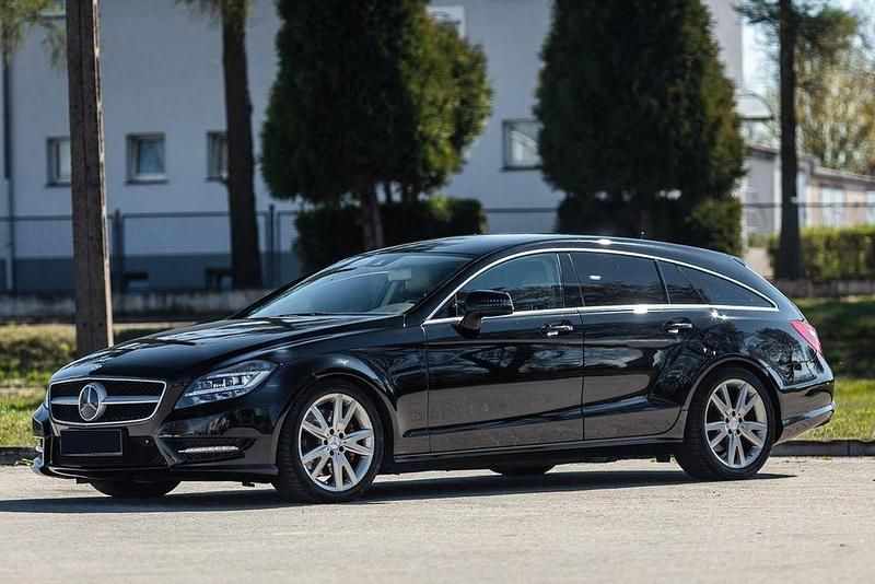 Gebraucht Mercedes CLS350 265 PS (194 kW) 2013 Schwarz Limousine