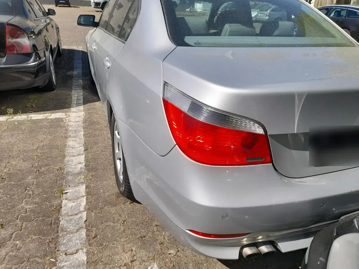 Usata BMW 520 170 CV (125 kW) 2004 Argento Berlina