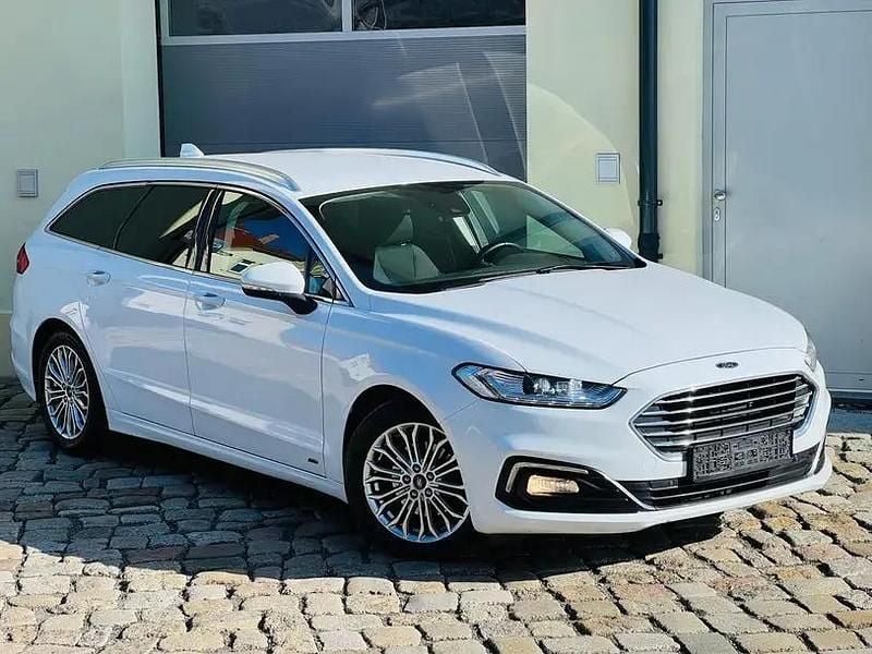 Second-hand Ford Mondeo Titanium 190 CP (139 kW) 2021 Alb Break